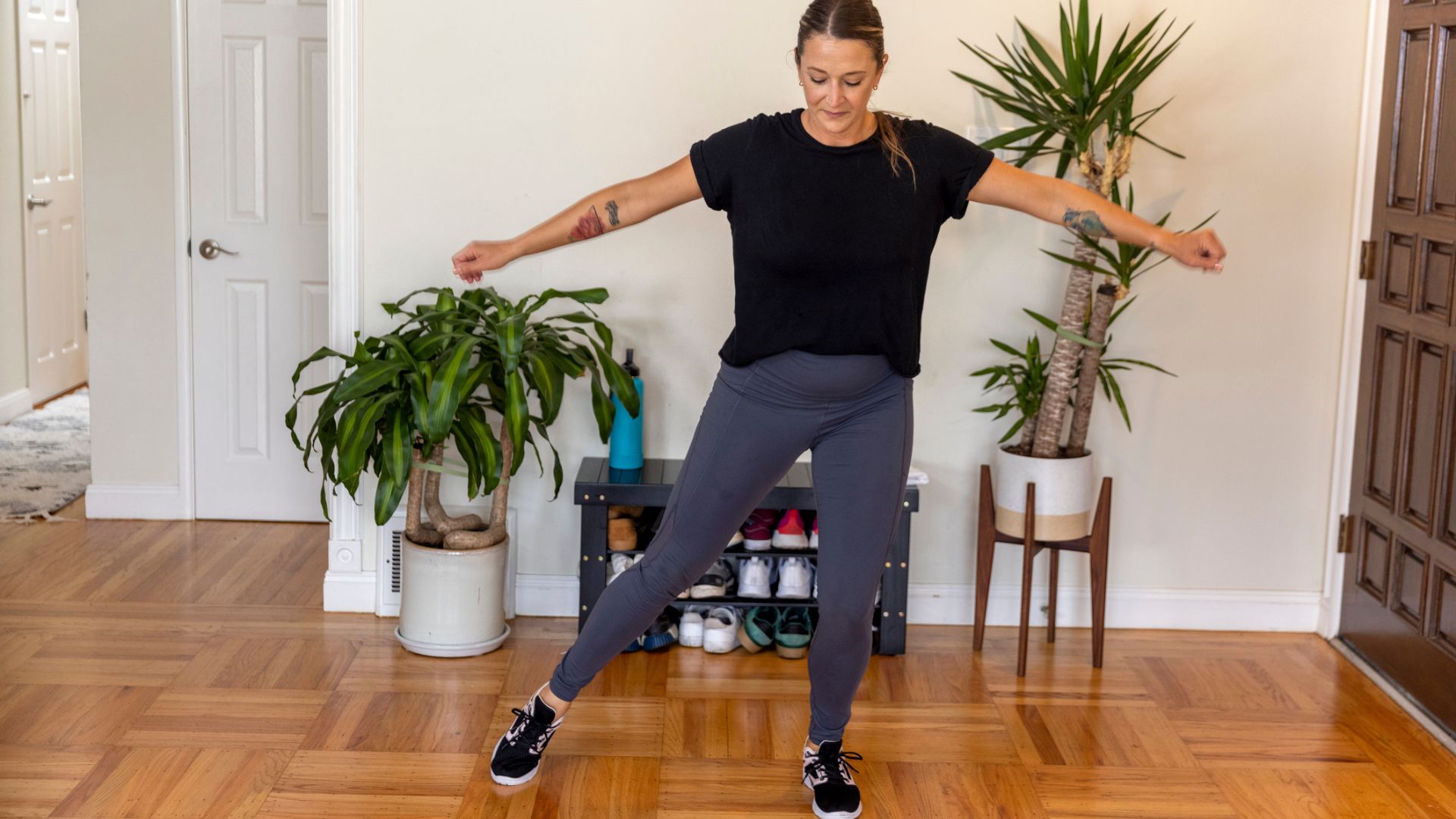 woman does leg extension exercises 