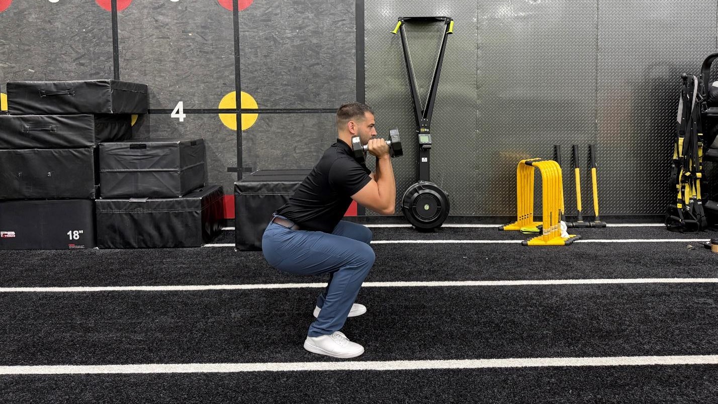 man doing exercise in the gym